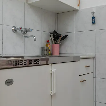 Apartment 2713d *