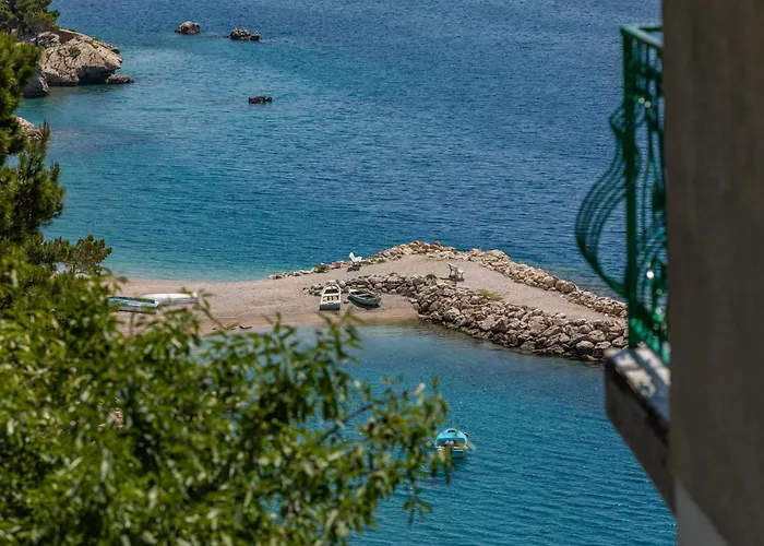 2713d Appartement Brela